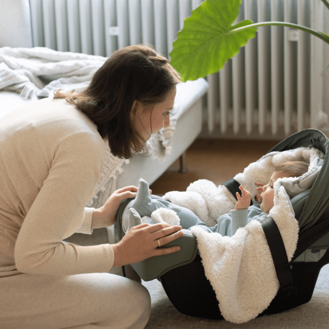 Omslagdoek met voetjes | Essential Grijs