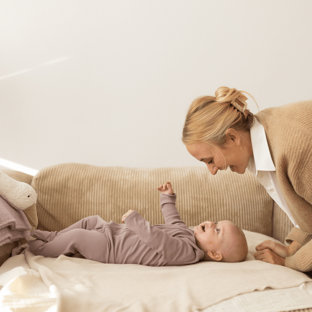 Pyjama met voetjes | Essential Berry